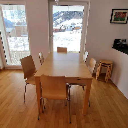 Modern And Bright Opposite Ski-lift Apartment *