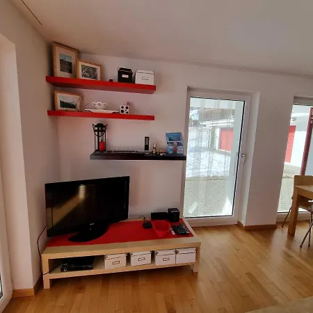 Modern And Bright Opposite Ski-lift Apartment *