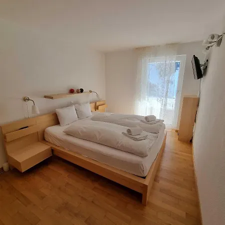 Modern And Bright Opposite Ski-lift Apartment *